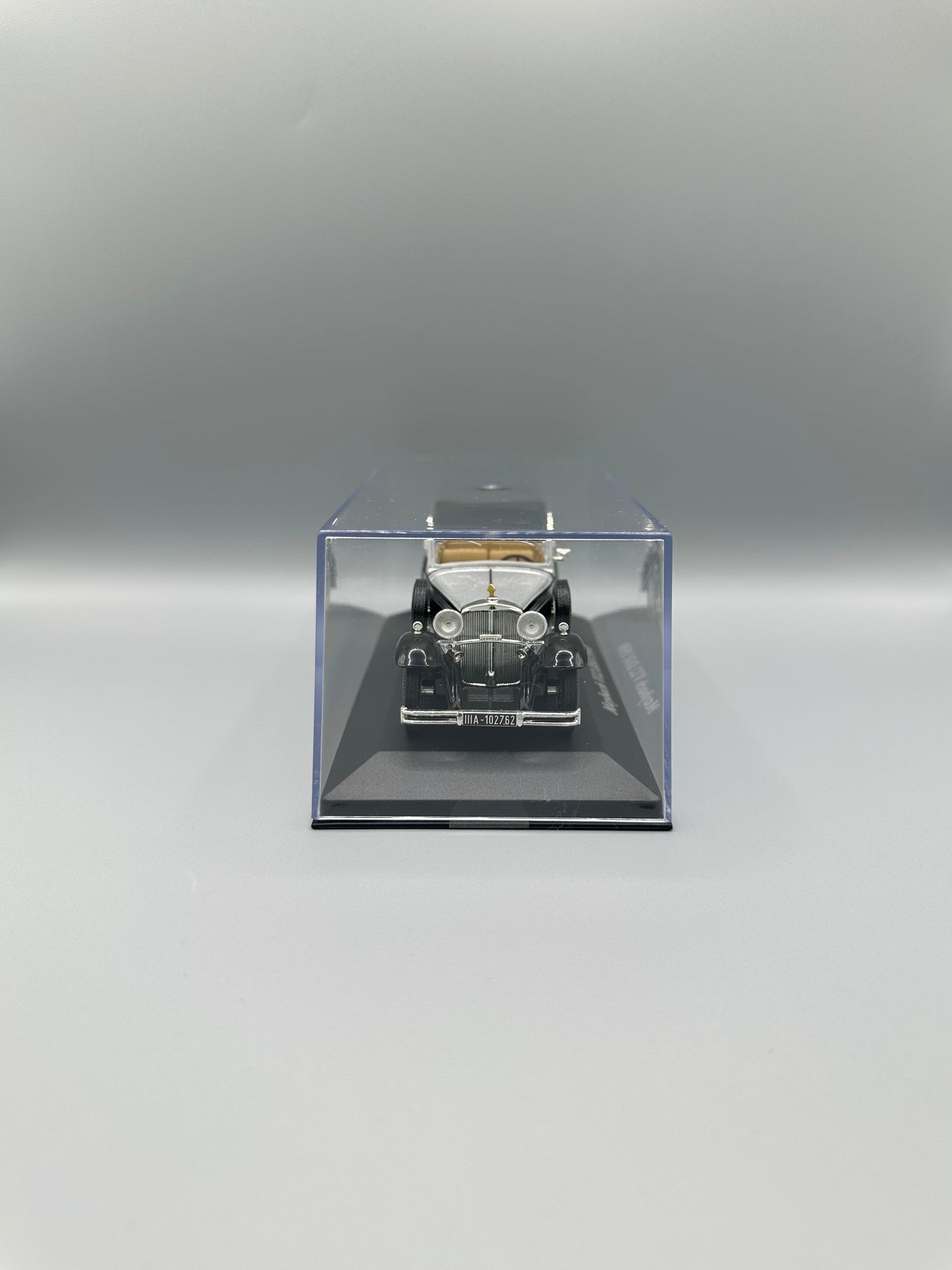 Maybach V12 DS8-1930 1/43