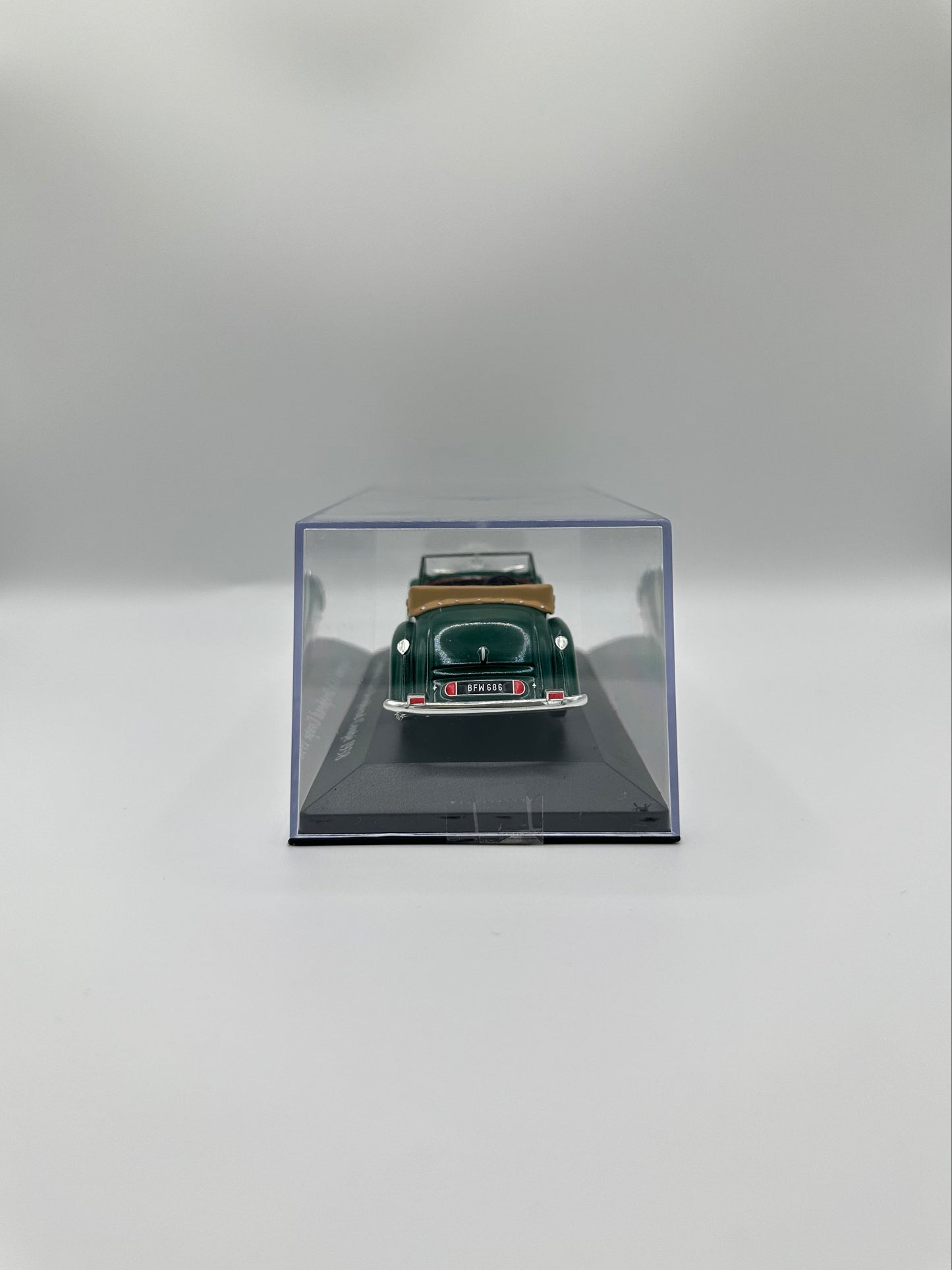 Lagonda LG6 Drophead Coupé 1938 1/43