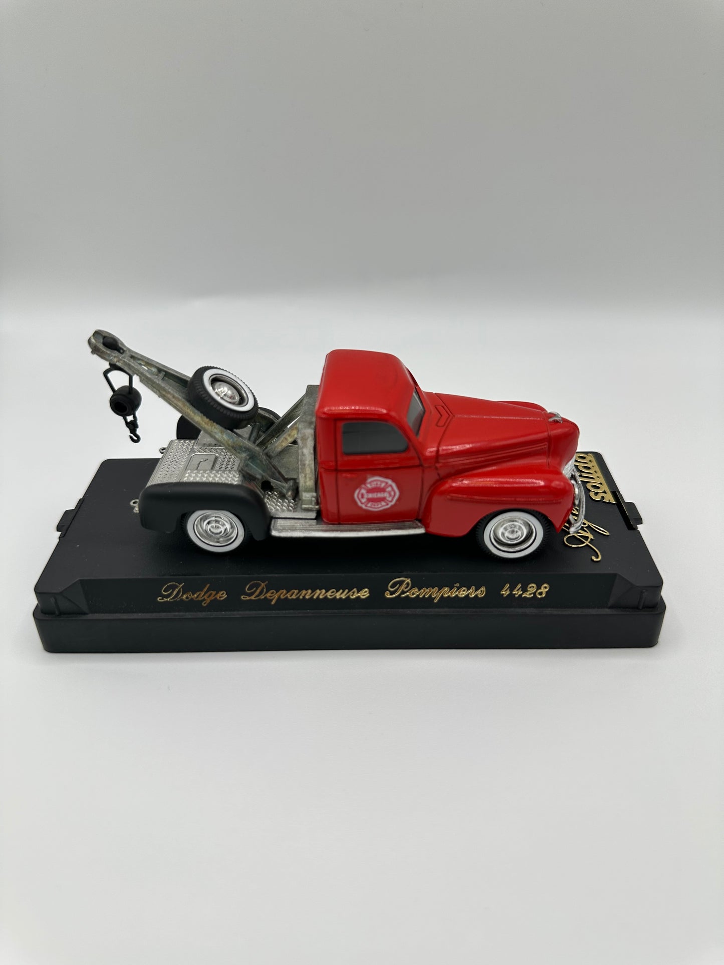 Solido Age d'Or Dodge Depanneuse Pompiers 1/43