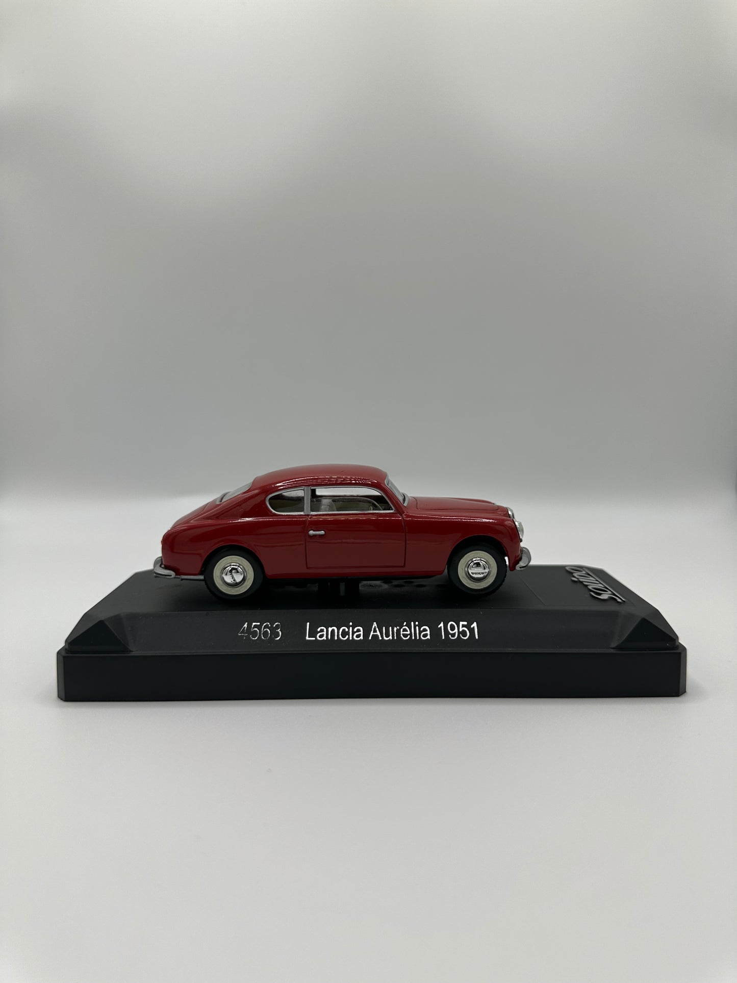Solido Sixties 4563 Lancia Aurélia 1951 1/43