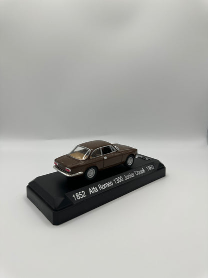 Solido Yesterday 1852 Alfa Romeo 1300 Junior Coupé 1969 1/43