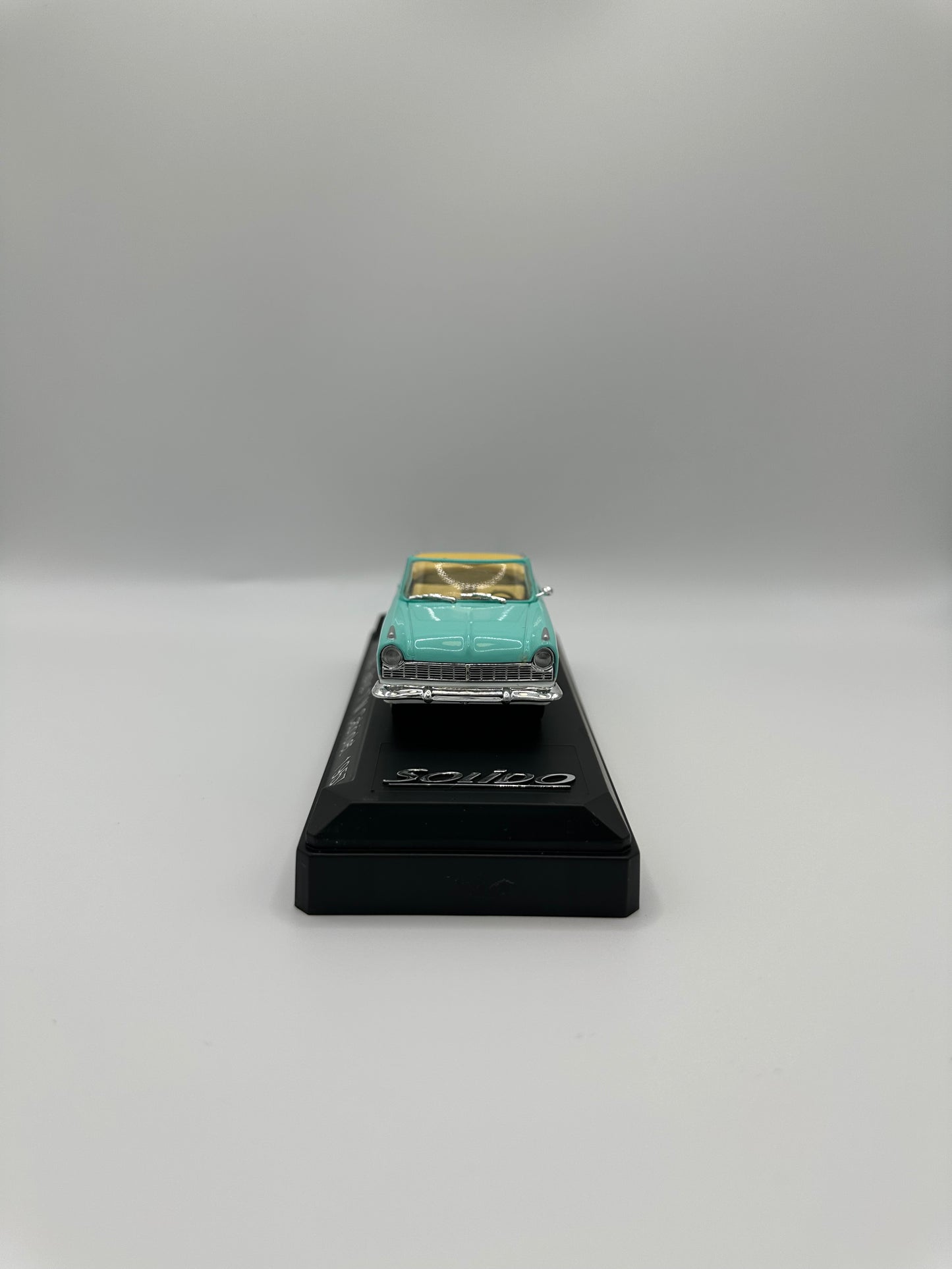 Solido Sixties 4575 Ford Taunus 17M Cabriolet 1957 1/43