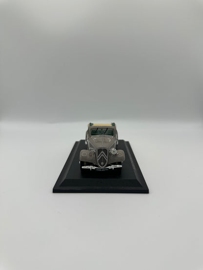 Citroën Traction 11 BL Découvrable AEAT 1950 1/43