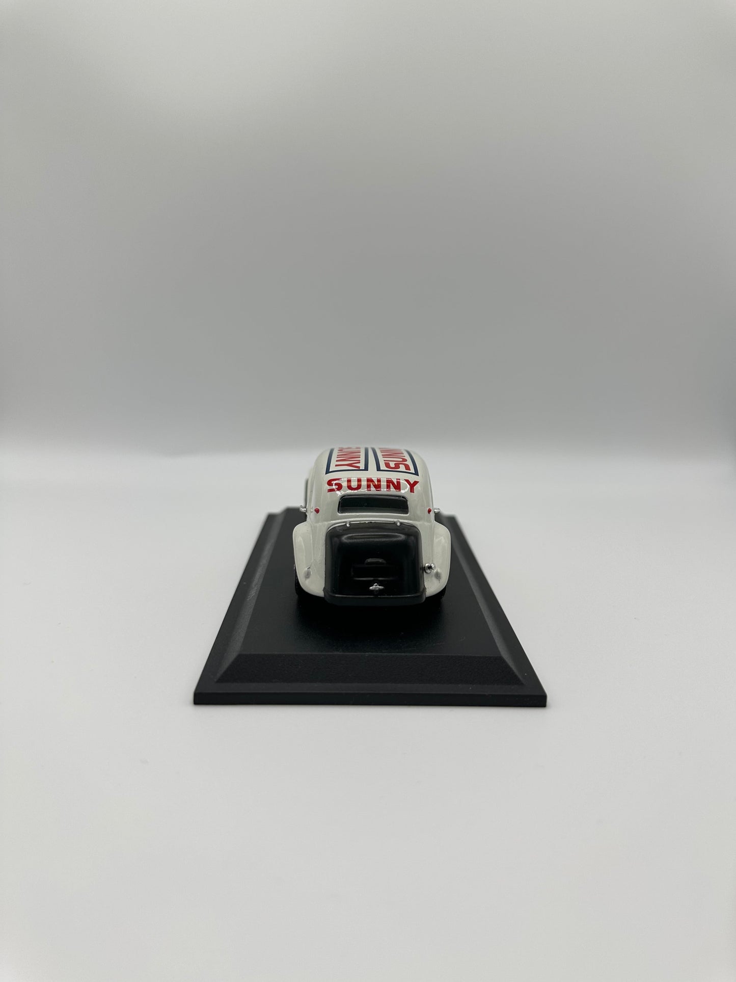 Citroën Traction 11 B Cascadeur 1955 1/43