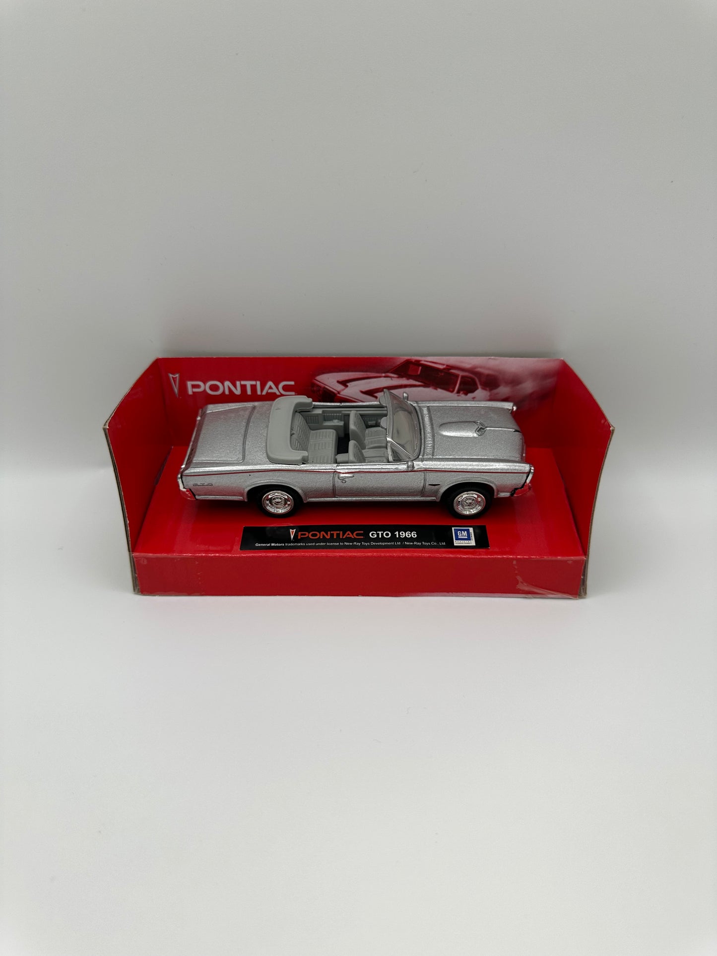 New Ray City Cruiser Collection Pontiac GTO 1966 1/43