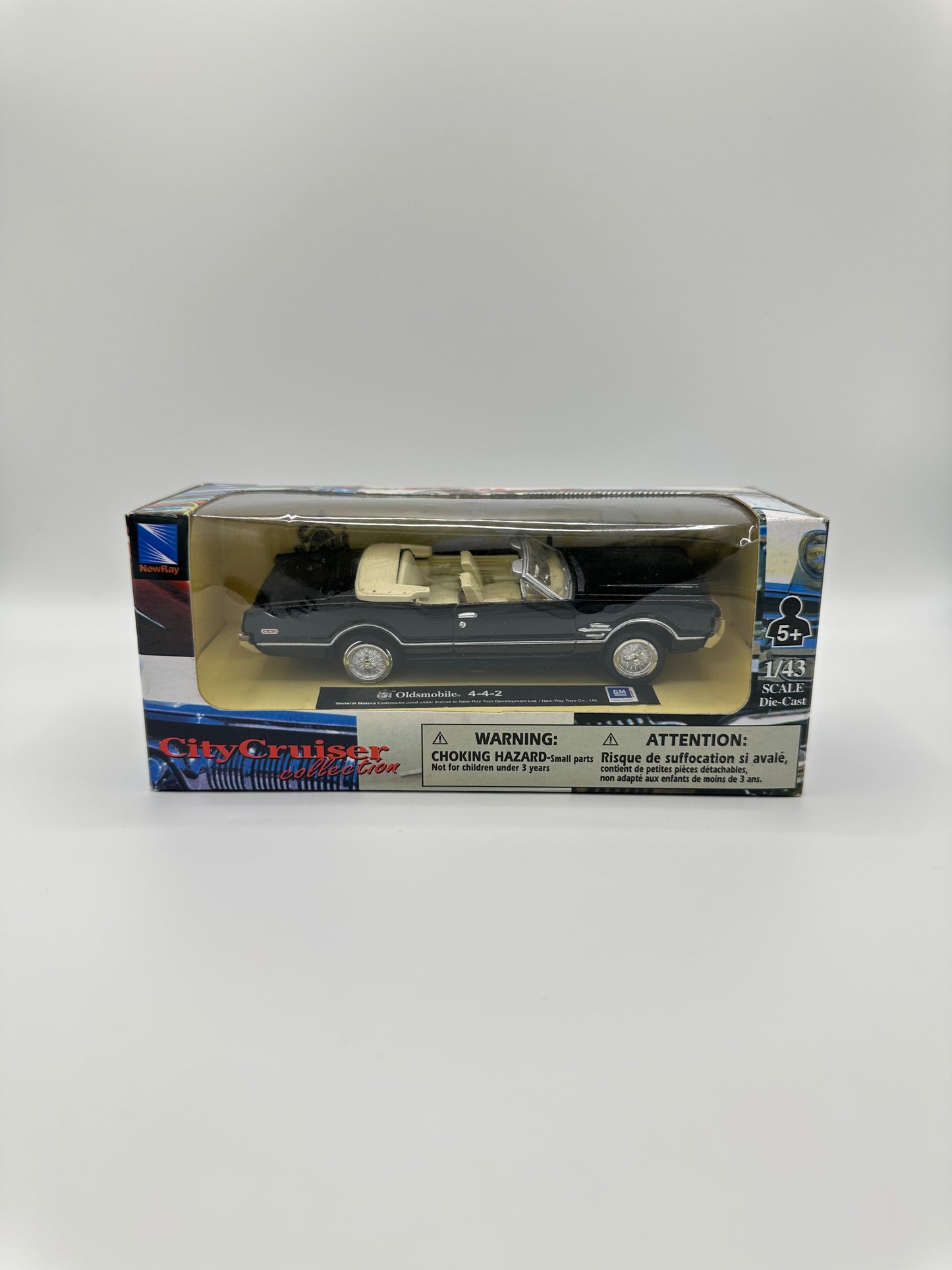New Ray City Cruiser Collection Oldsmobile 4-4-2 1/43