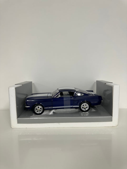 Eagle's Race Ford Mustang Shelby GT350 1/18