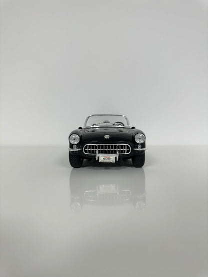 Maisto Chevrolet Corvette C1 (1957) 1/18