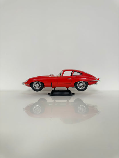 Bburago Jaguar E-Type Coupé 1/18
