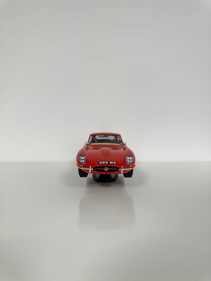 Bburago Jaguar E-Type Coupé 1/18