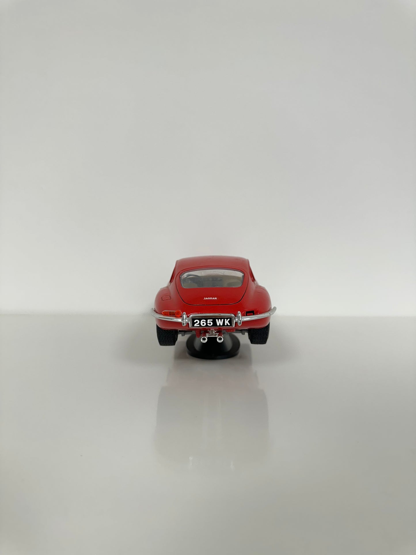 Bburago Jaguar E-Type Coupé 1/18