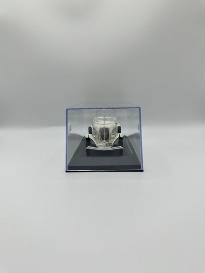 Auburn Boat-Tail Roadster 1933 1/43